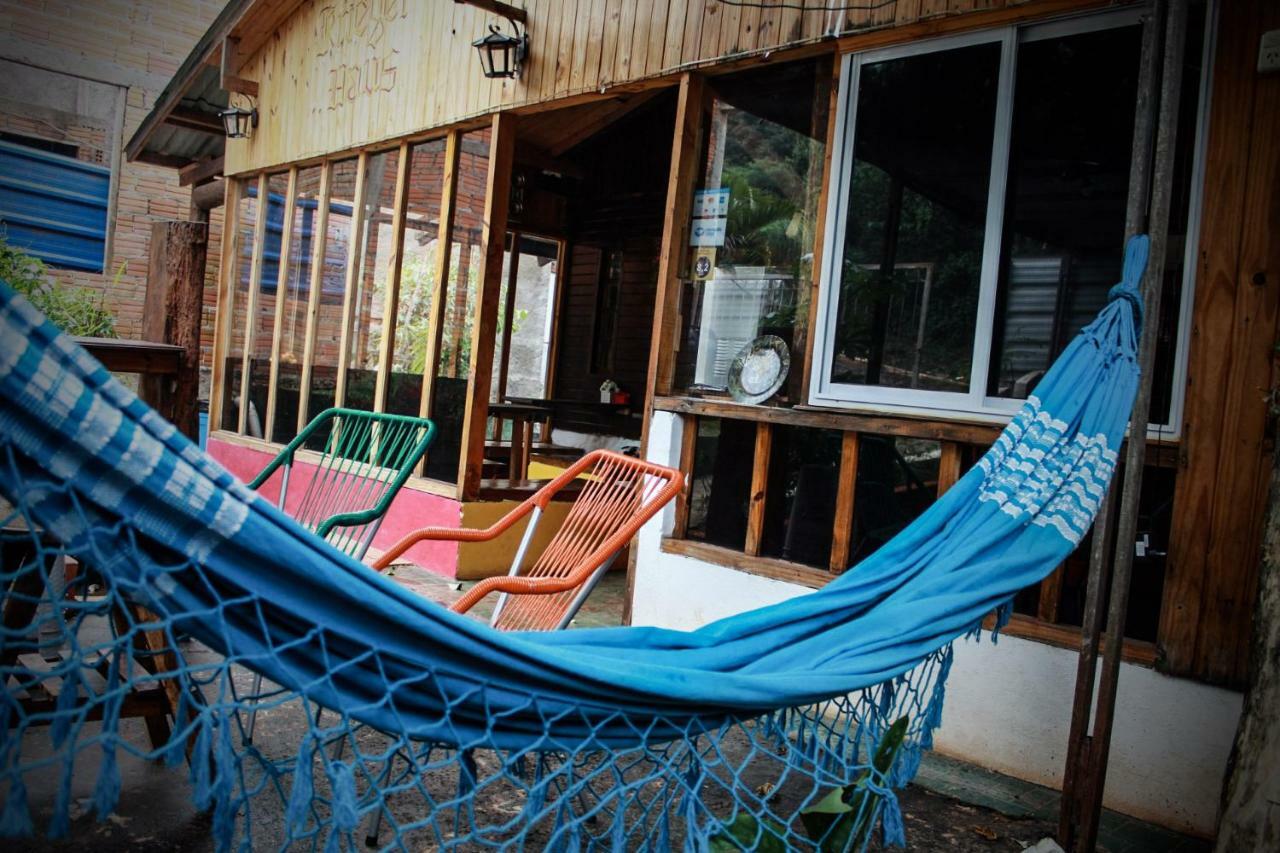 Krieger Haus Hostel Puerto Iguazú Exterior foto